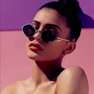 Quay Kylie Sunglasses in Gold/Green